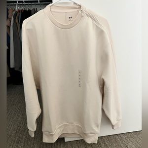 NEW Uniqlo Crewneck